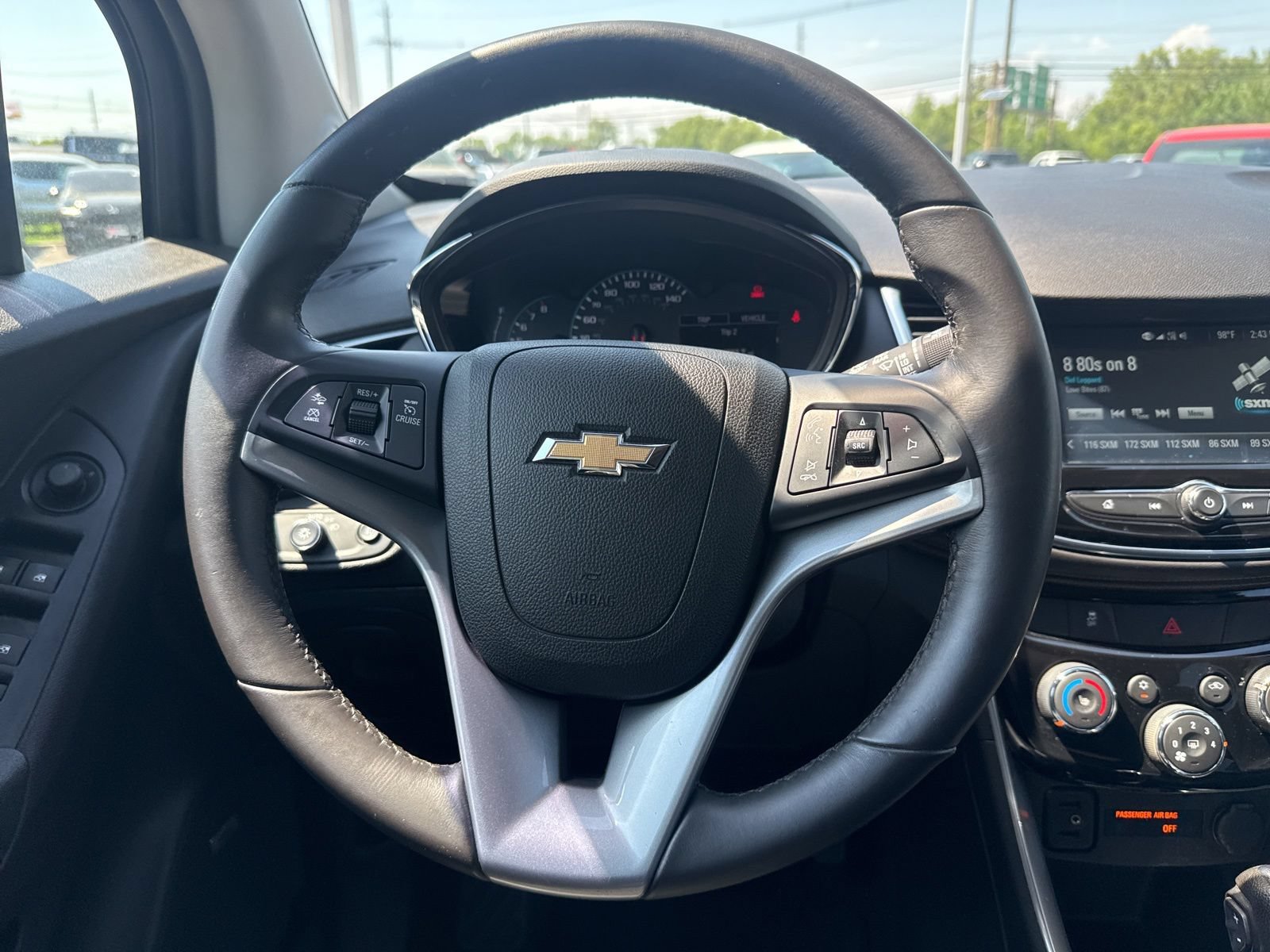 Thumbnail: 2017 Chevrolet Trax - 24