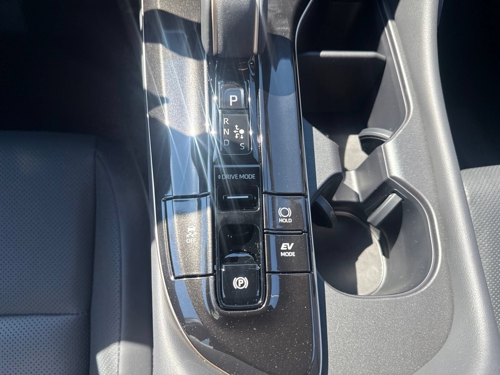 Thumbnail: 2026 Toyota Crown Signia - 23