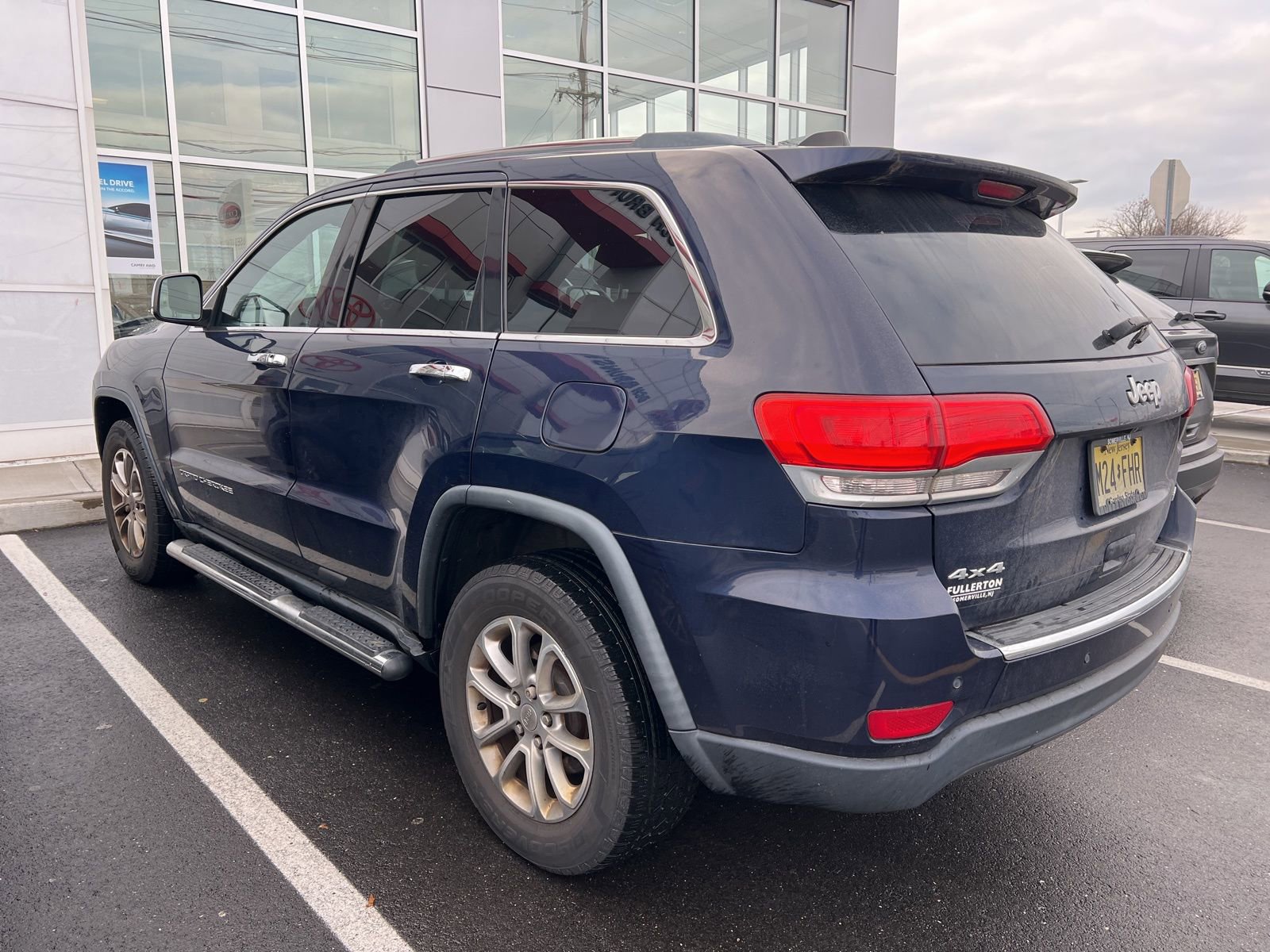 Thumbnail: 2015 Jeep Grand Cherokee - 5