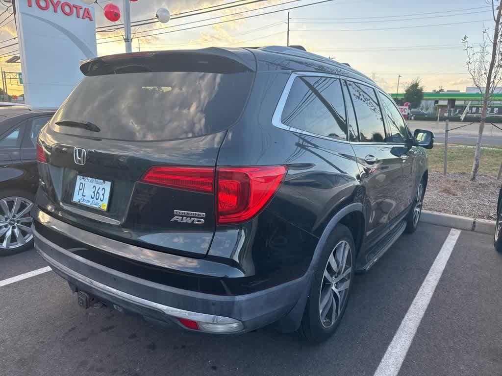 Thumbnail: 2016 Honda Pilot - 3