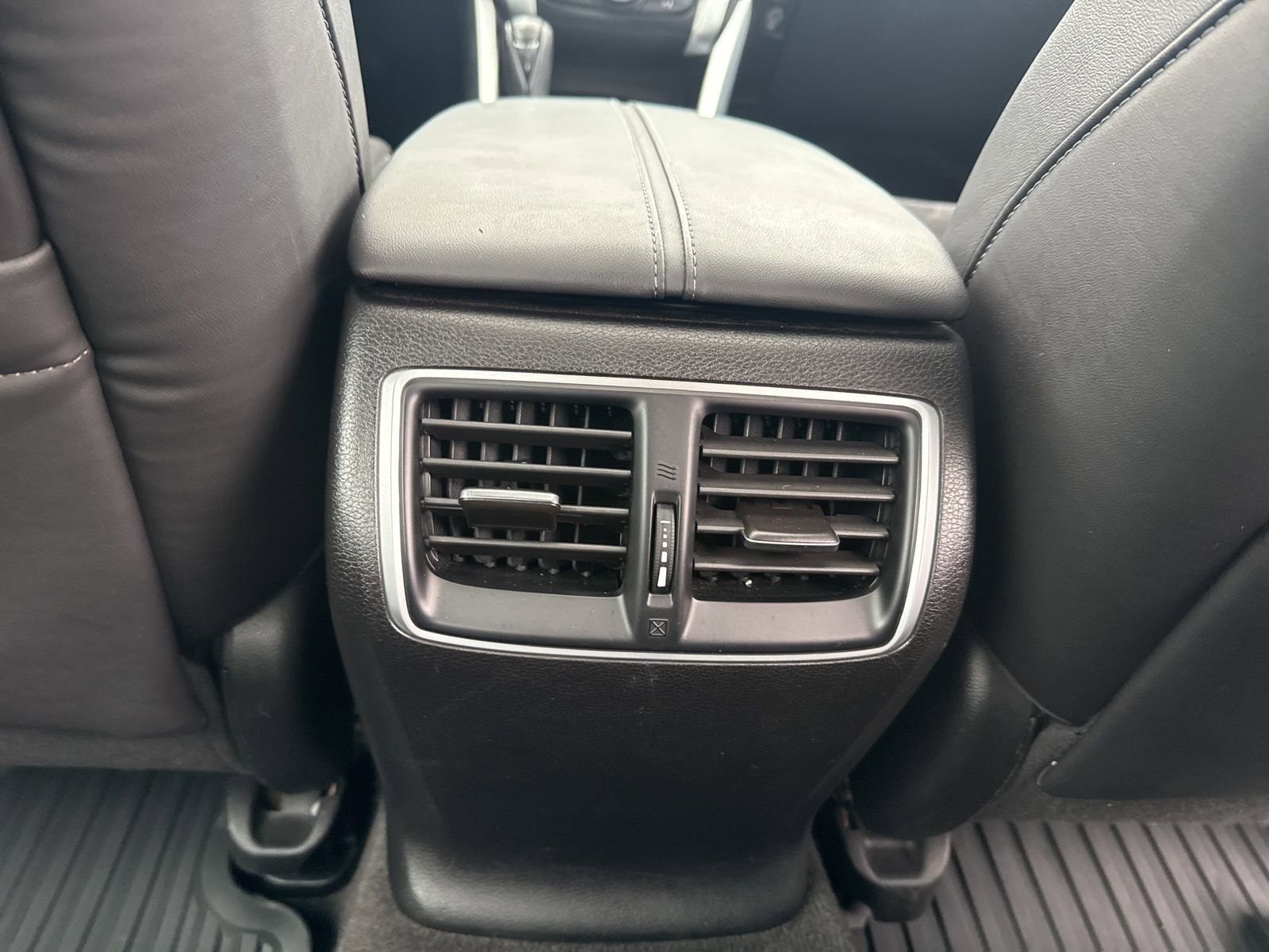 Thumbnail: 2019 Acura TLX - 33