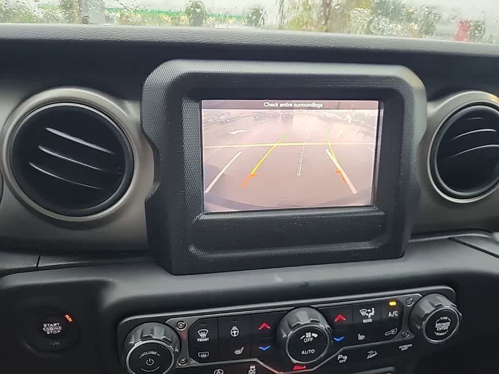 Thumbnail: 2019 Jeep Wrangler - 4
