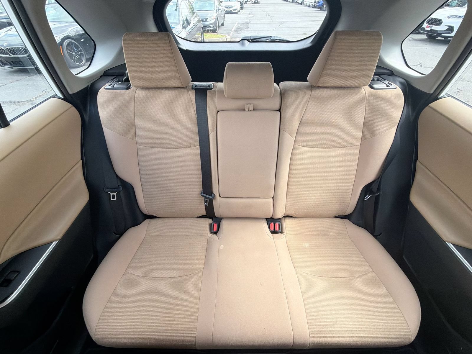 Thumbnail: 2019 Toyota RAV4 - 20