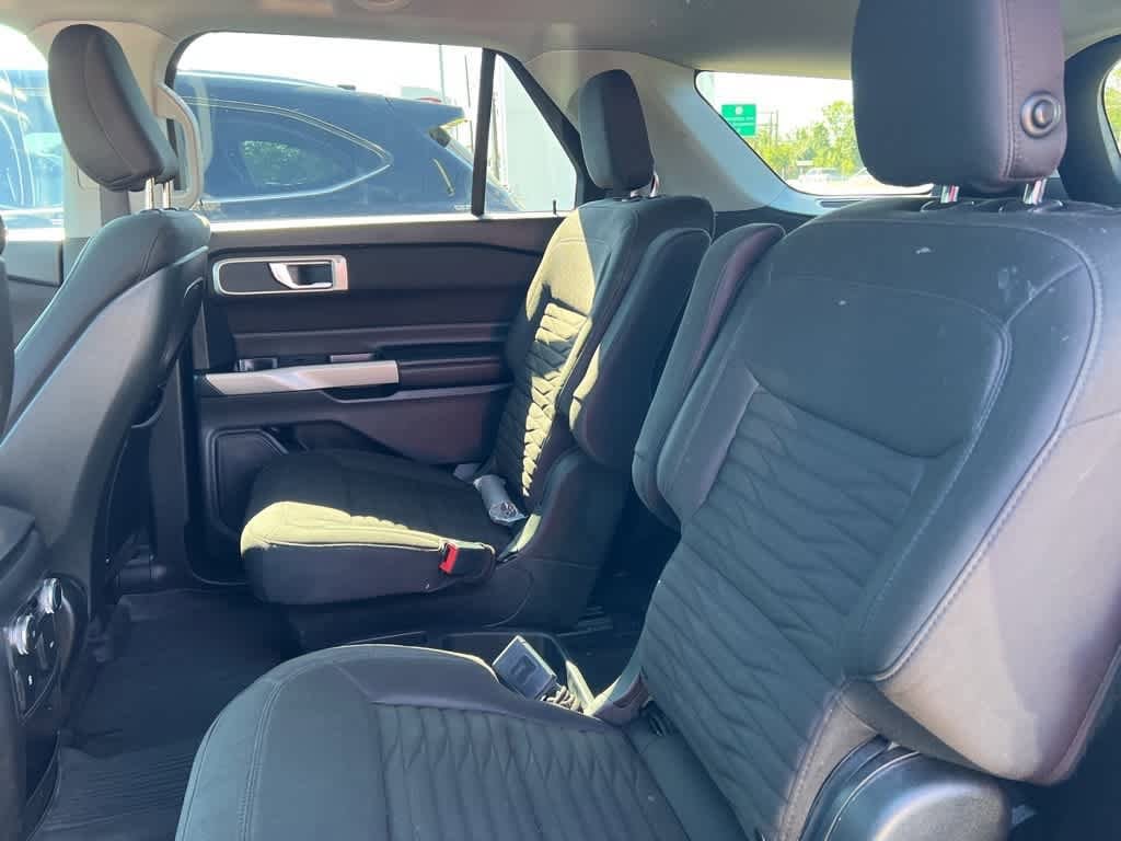 Thumbnail: 2020 Ford Explorer - 14