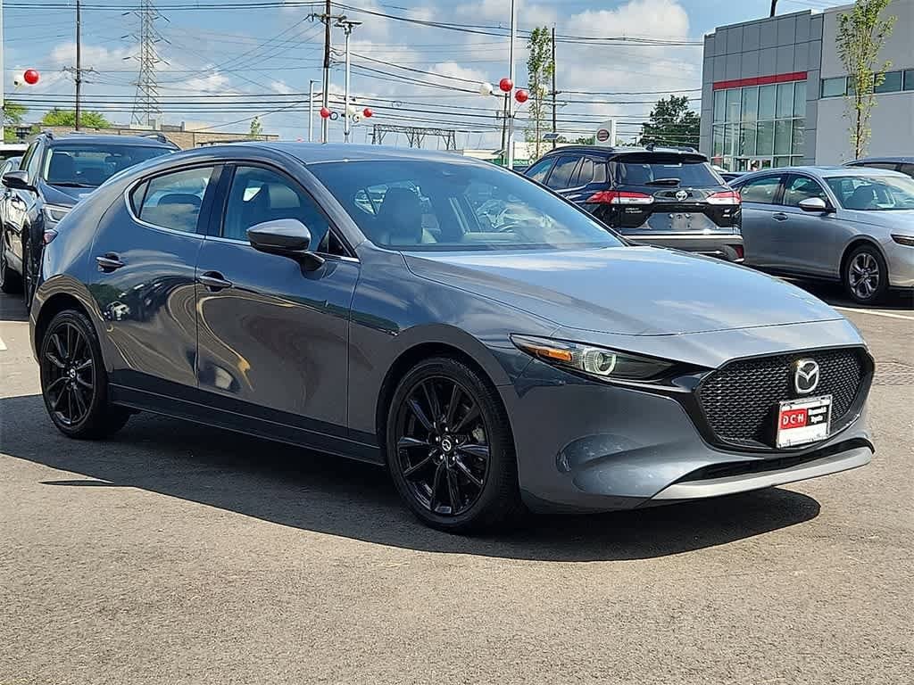 Thumbnail: 2022 Mazda Mazda3 - 3