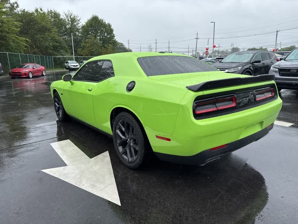 2023 Dodge Challenger R/T photo 4