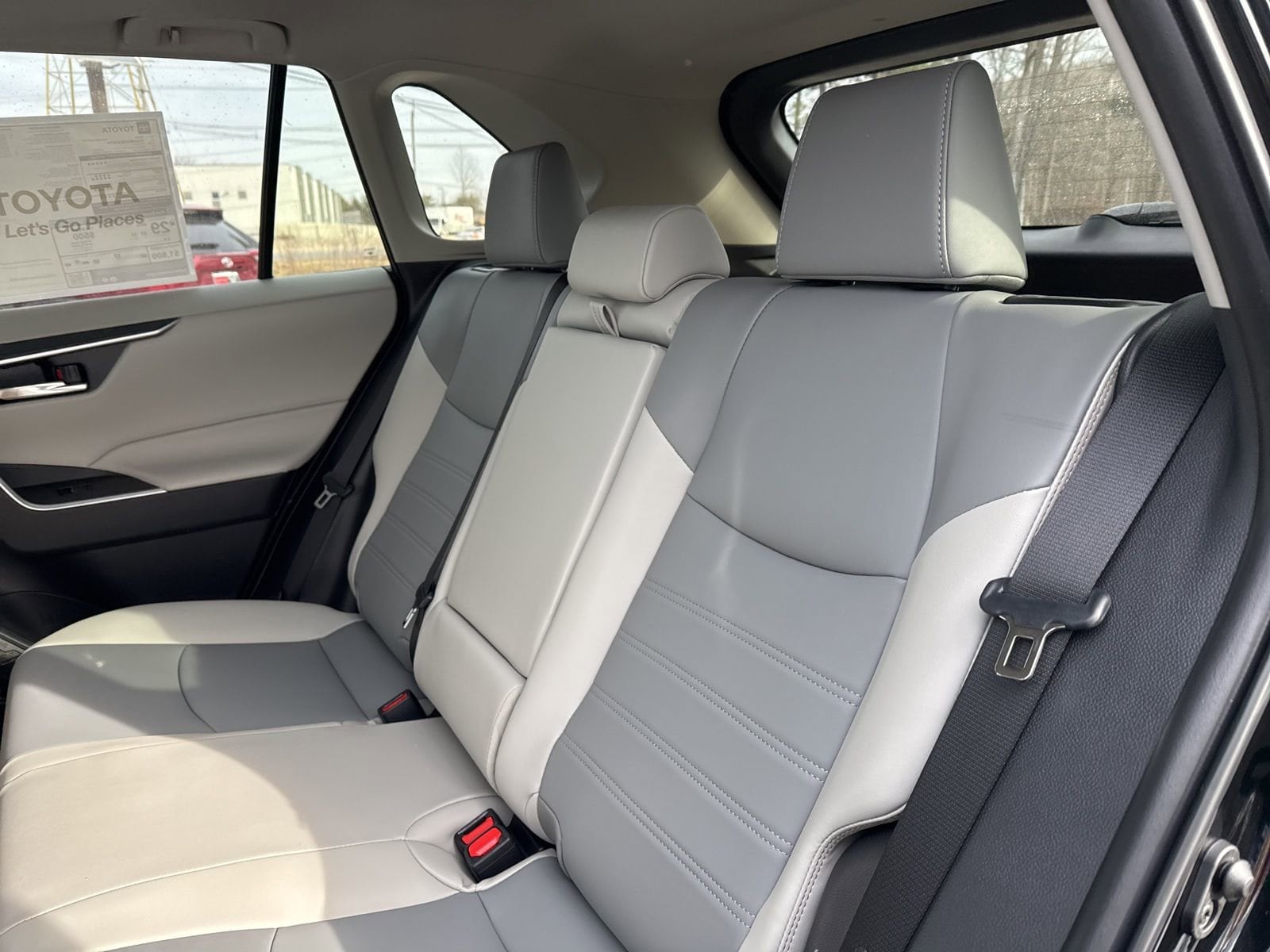 Thumbnail: 2025 Toyota RAV4 - 12