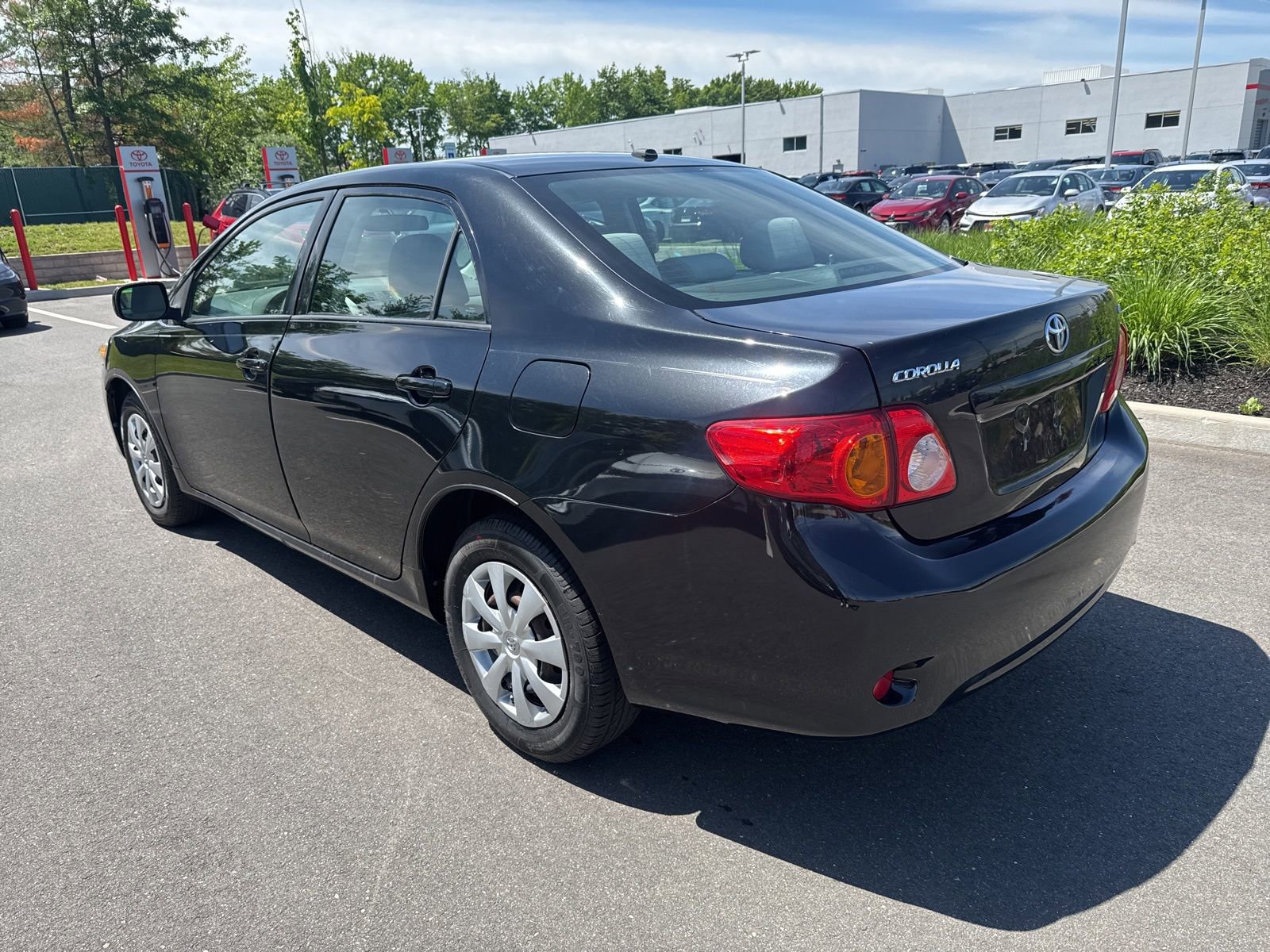 Thumbnail: 2010 Toyota Corolla - 13