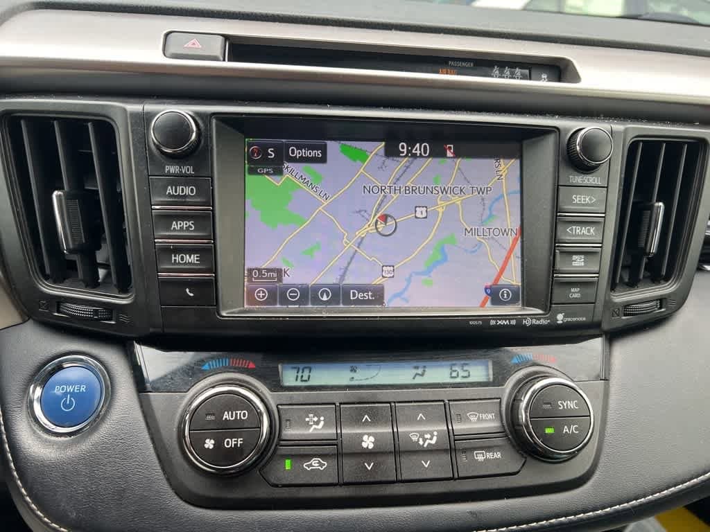 Thumbnail: 2018 Toyota RAV4 - 4