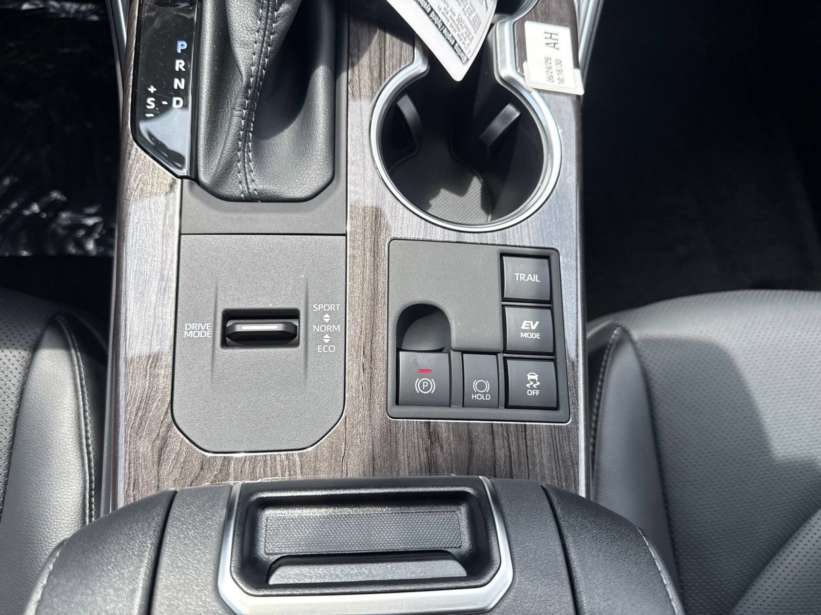 Thumbnail: 2026 Toyota Highlander - 23