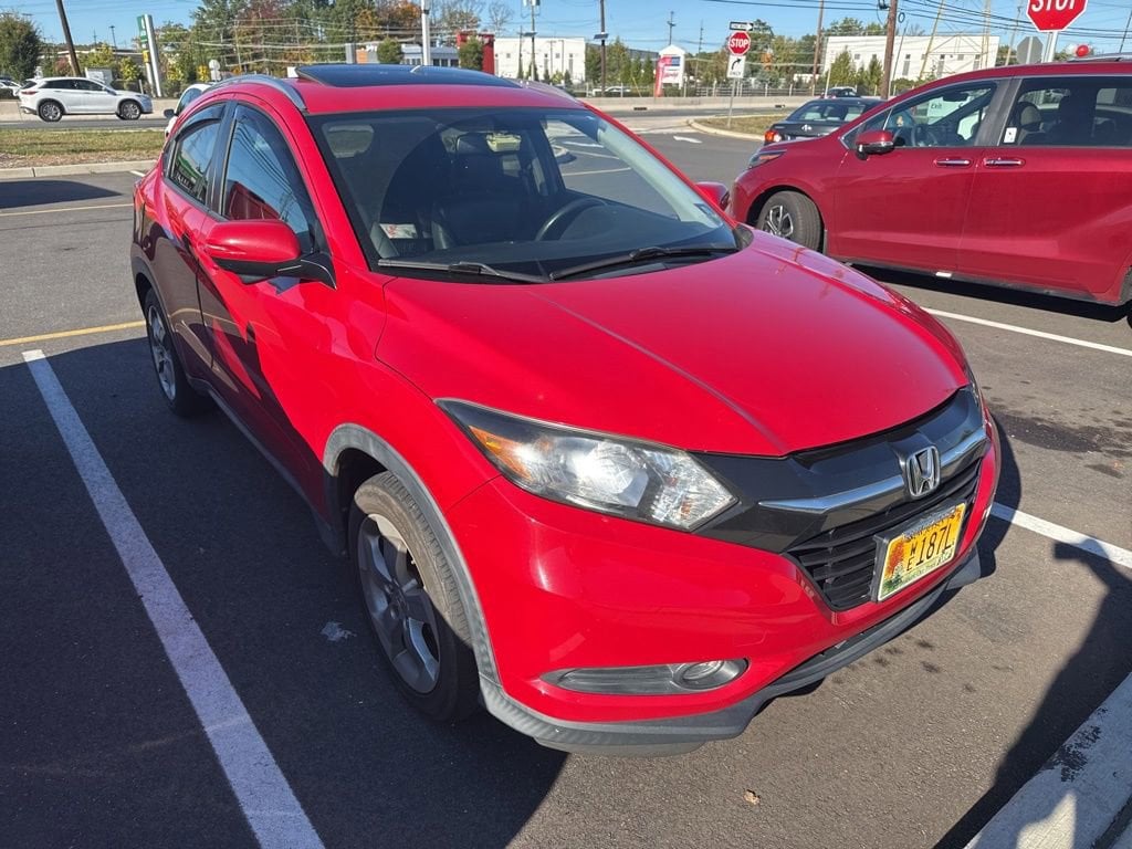 Thumbnail: 2017 Honda HR-V - 2