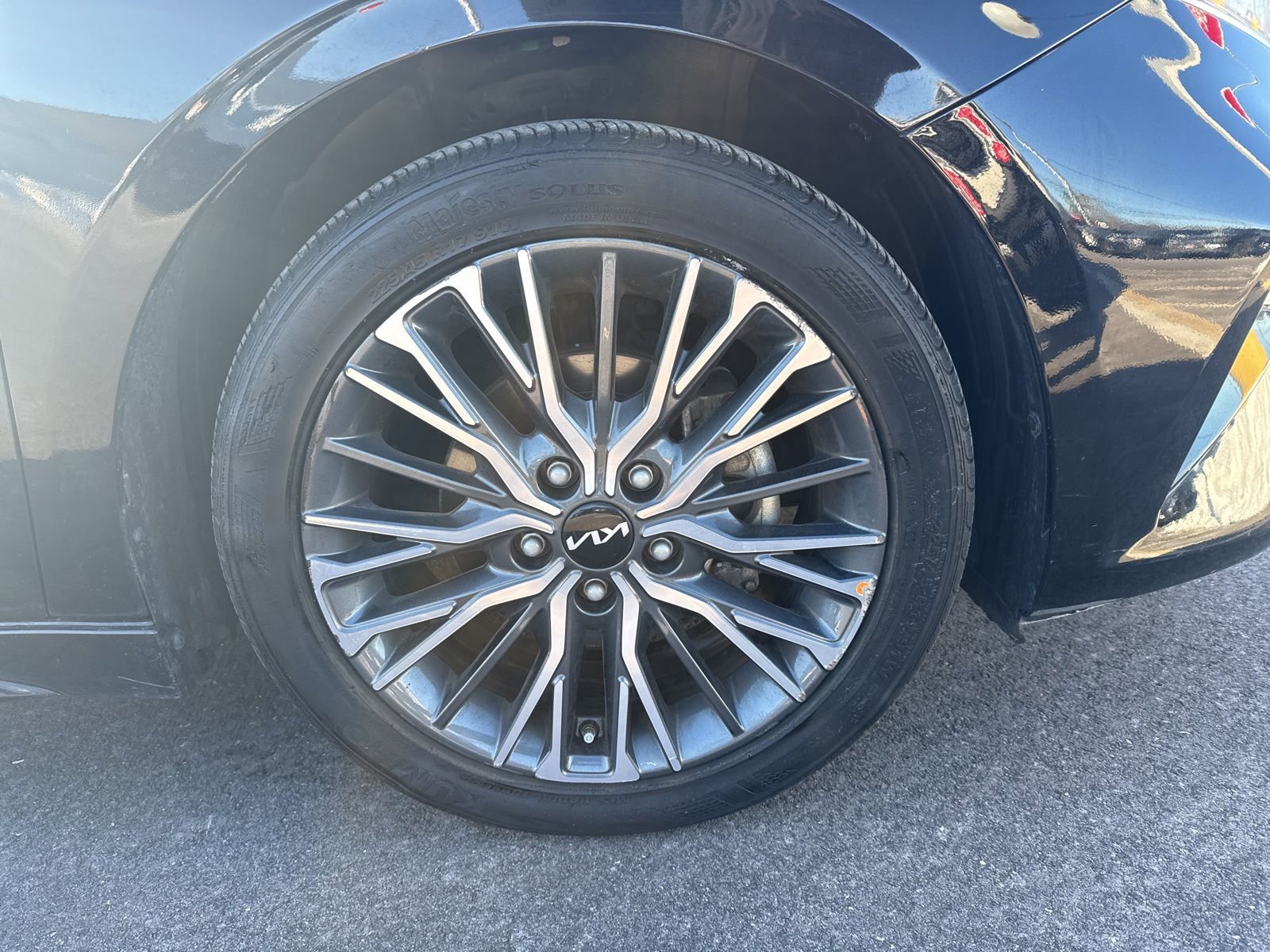 Thumbnail: 2023 Kia Forte - 15