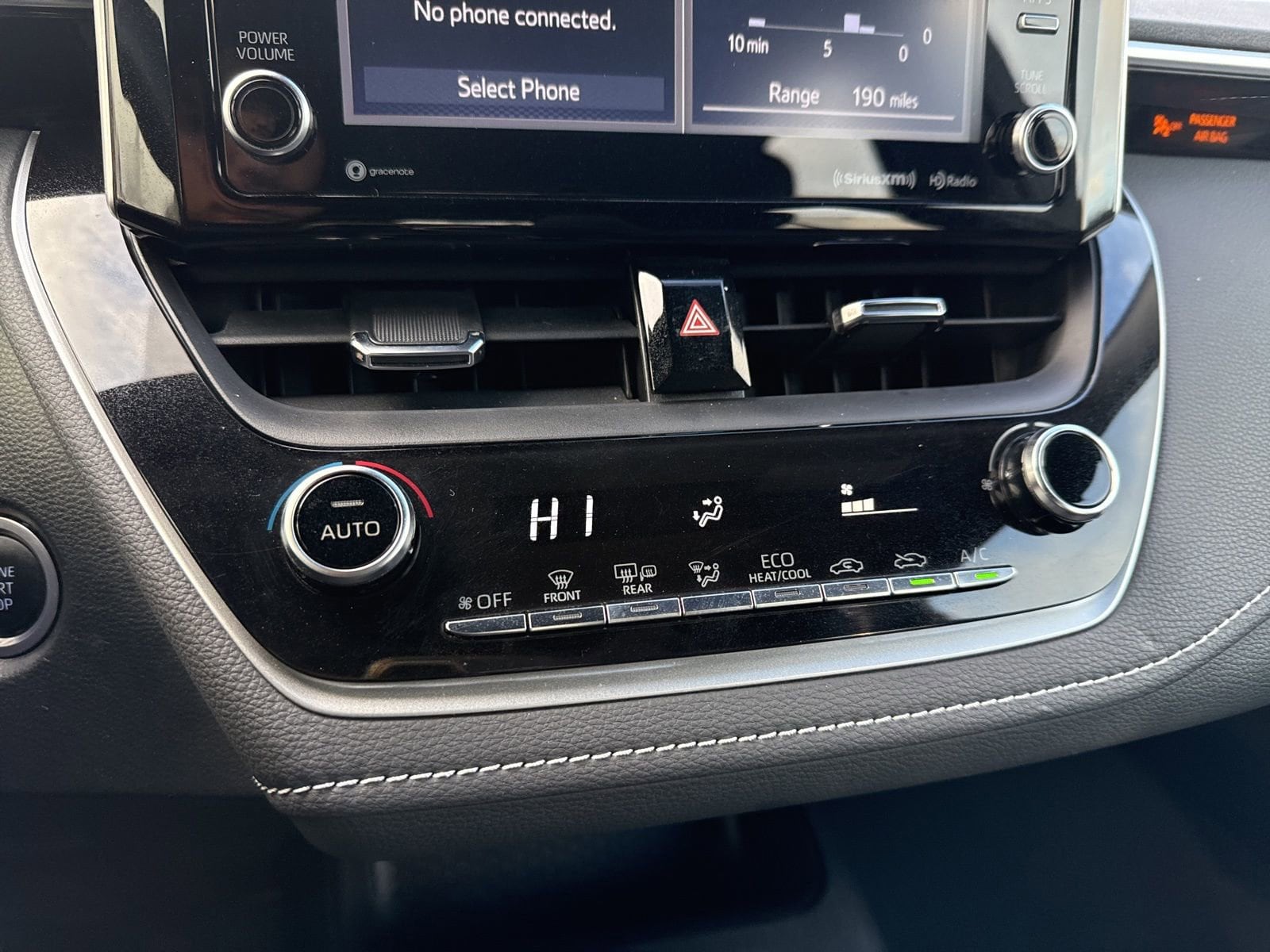 Thumbnail: 2022 Toyota Corolla - 25