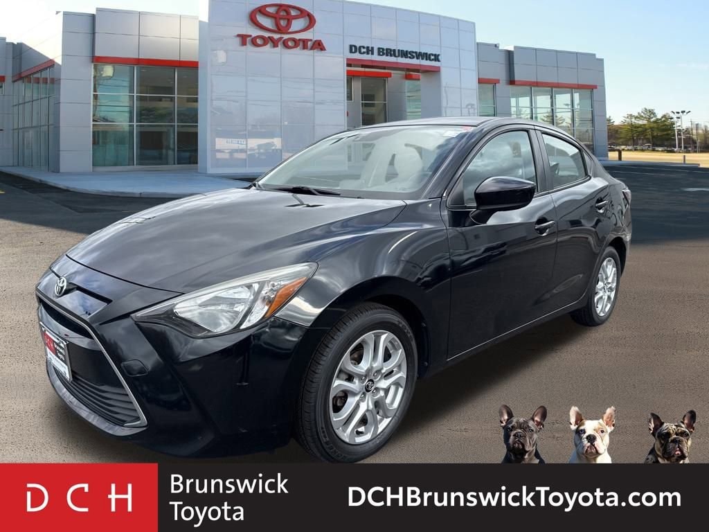 Used 2017 Toyota Yaris iA Base Sedan