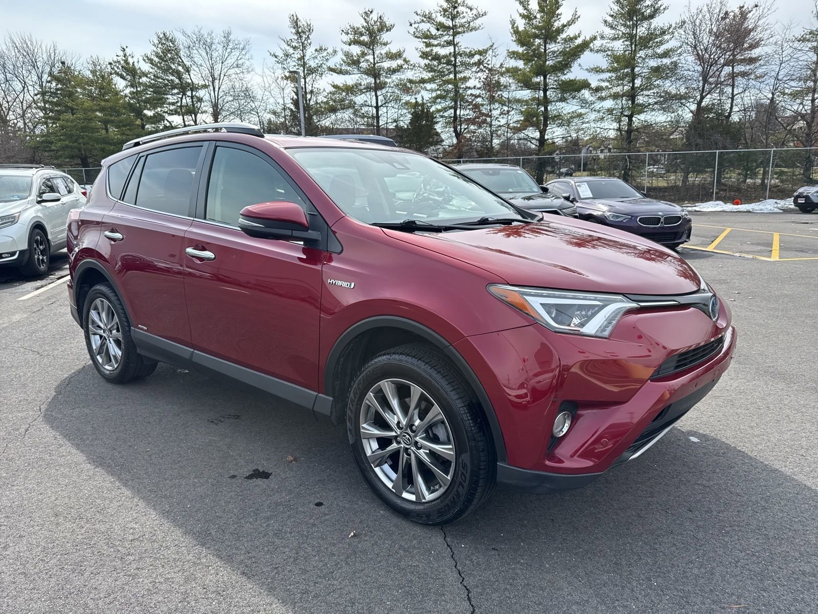 Thumbnail: 2018 Toyota RAV4 - 3