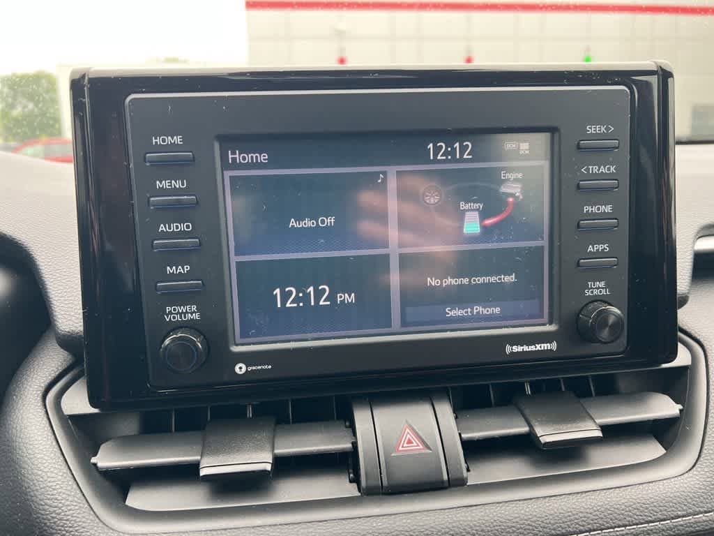 2020 Toyota RAV4 XLE 17