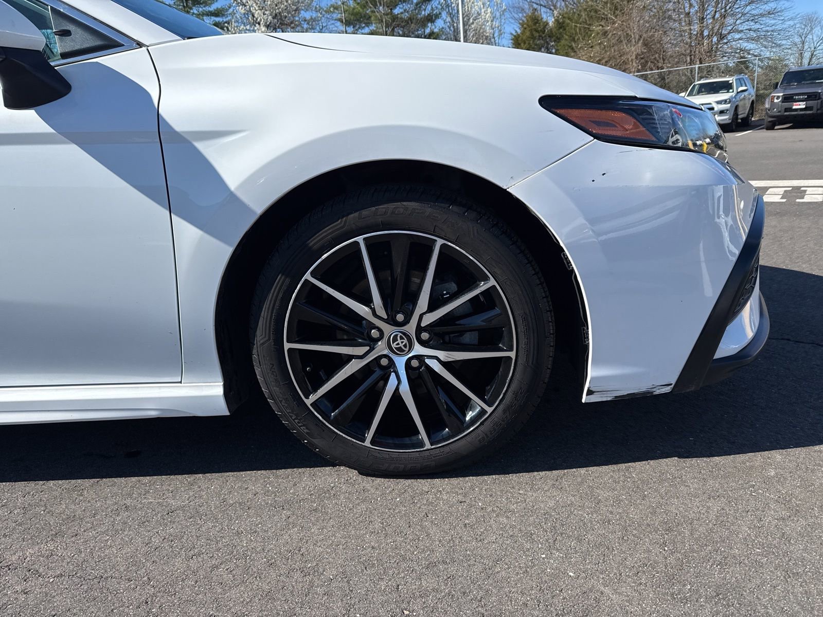 Thumbnail: 2023 Toyota Camry - 16