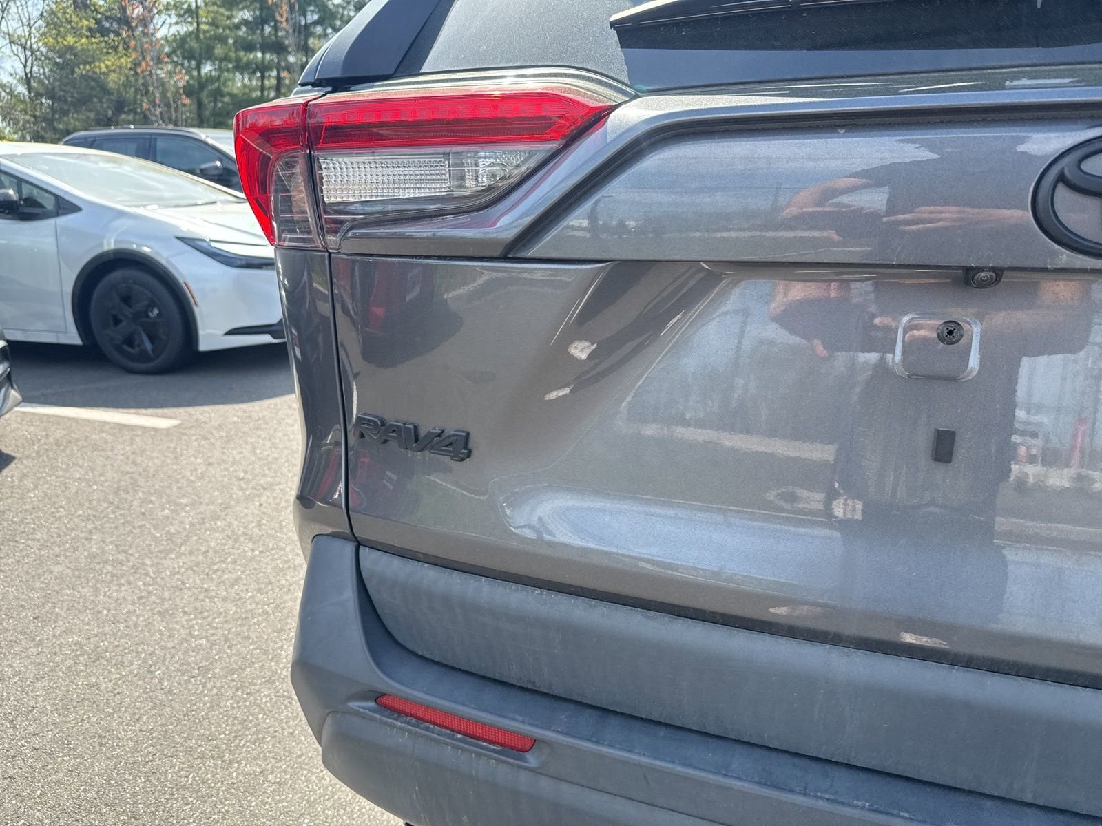 Thumbnail: 2023 Toyota RAV4 - 16