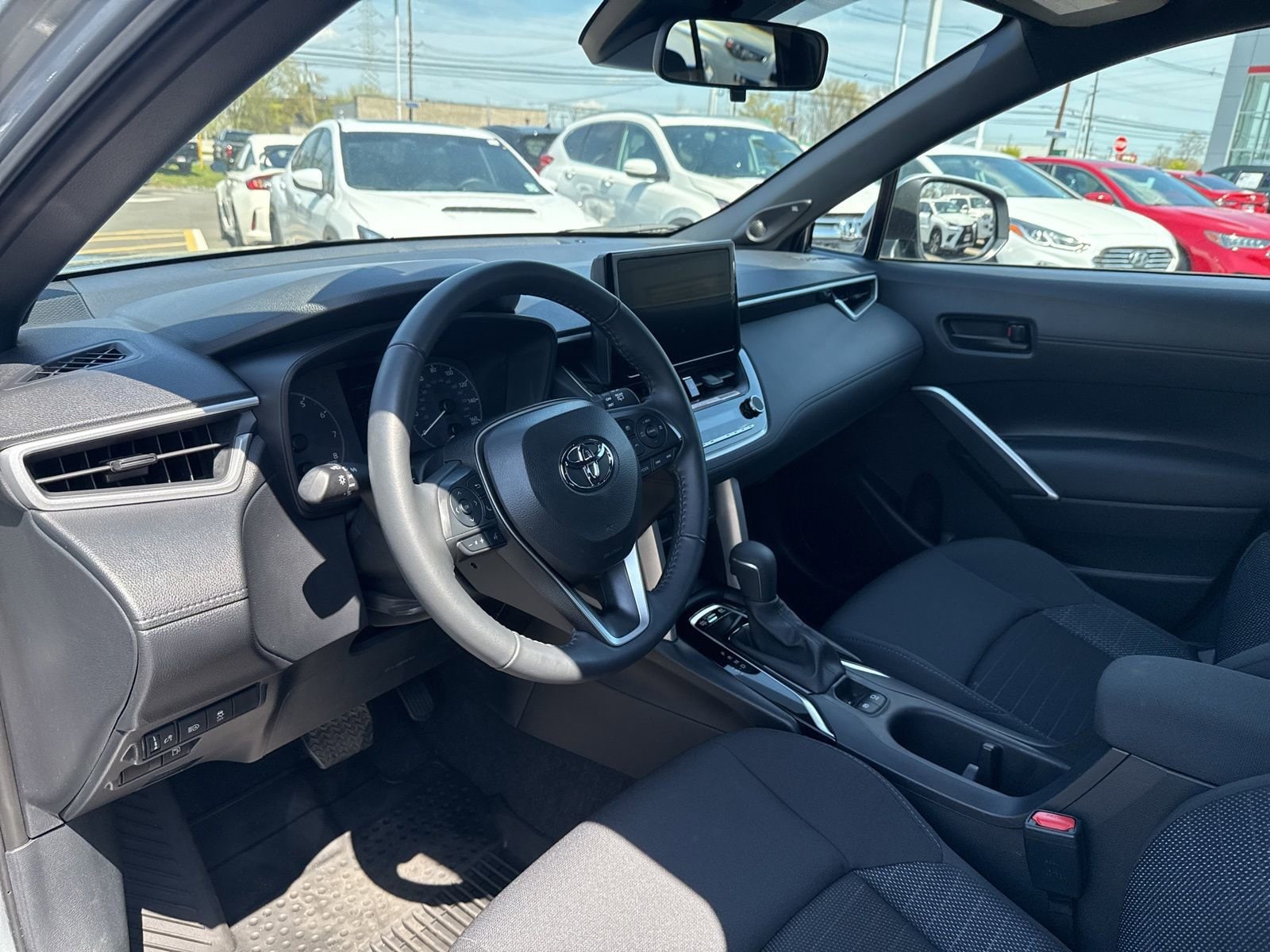 Thumbnail: 2024 Toyota Corolla Cross - 18