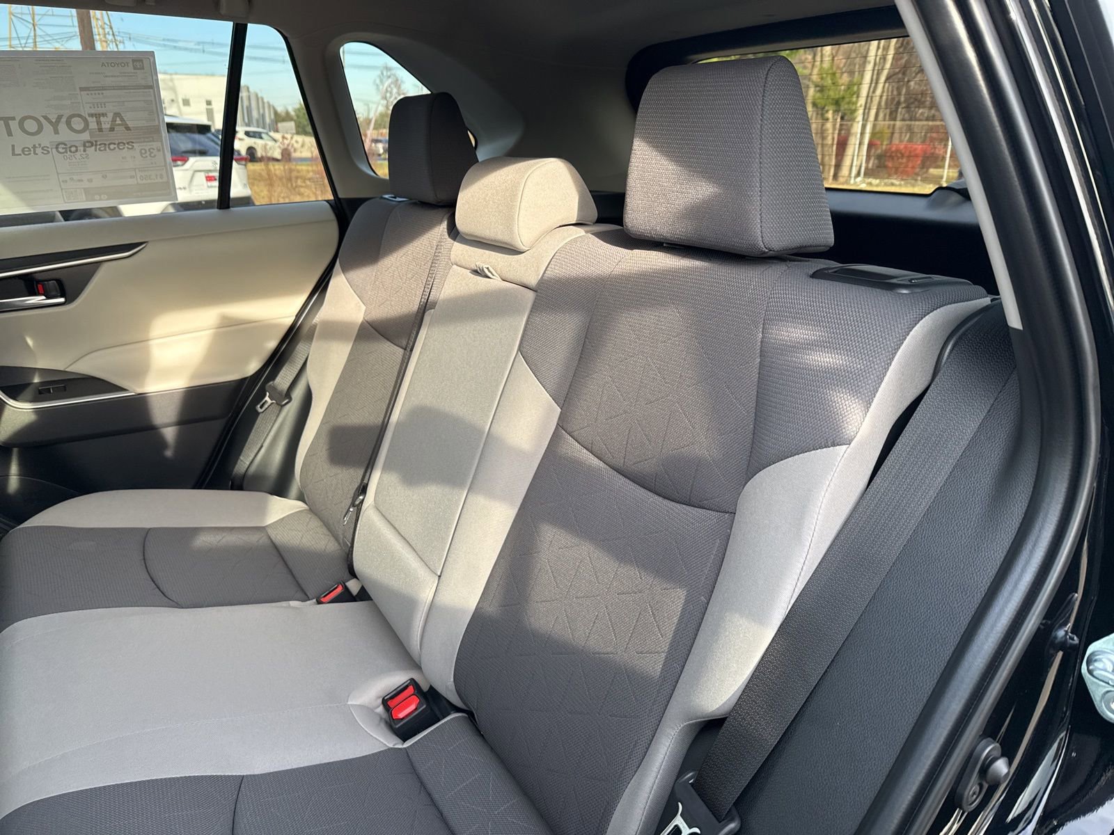 Thumbnail: 2025 Toyota RAV4 - 12