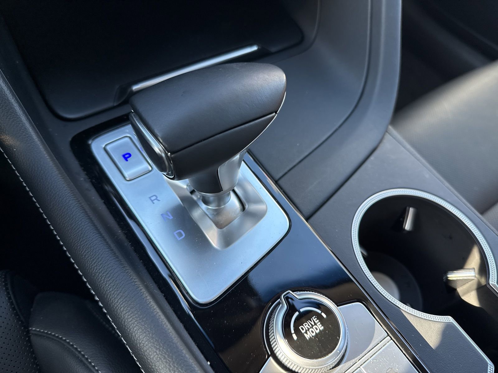 Thumbnail: 2020 Genesis G70 - 27