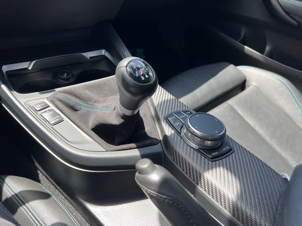 Thumbnail: 2018 BMW M2 - 22