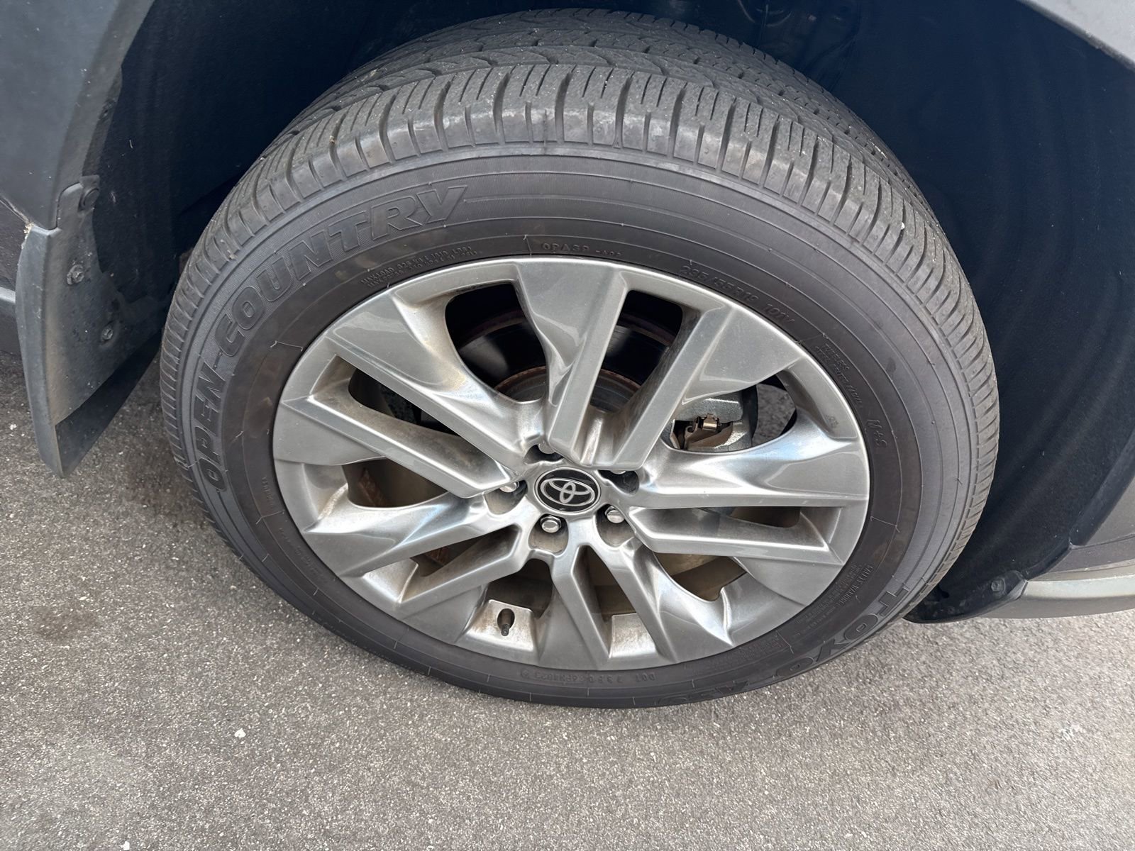 Thumbnail: 2024 Toyota RAV4 - 16