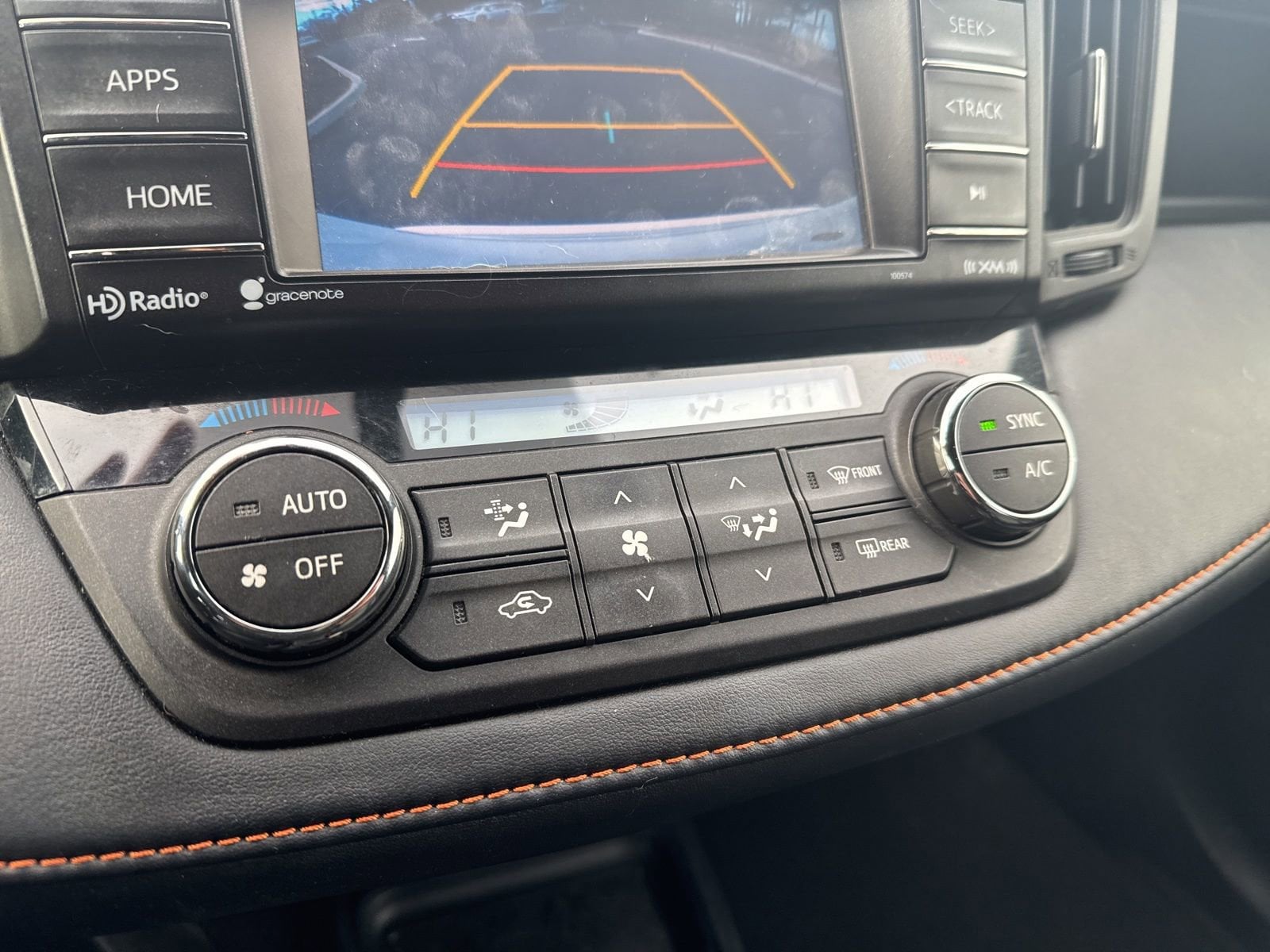 Thumbnail: 2016 Toyota RAV4 - 27