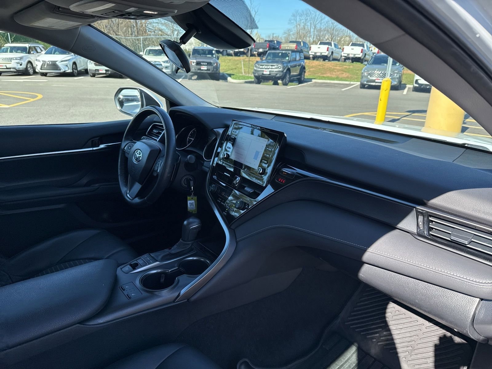 Thumbnail: 2023 Toyota Camry - 21