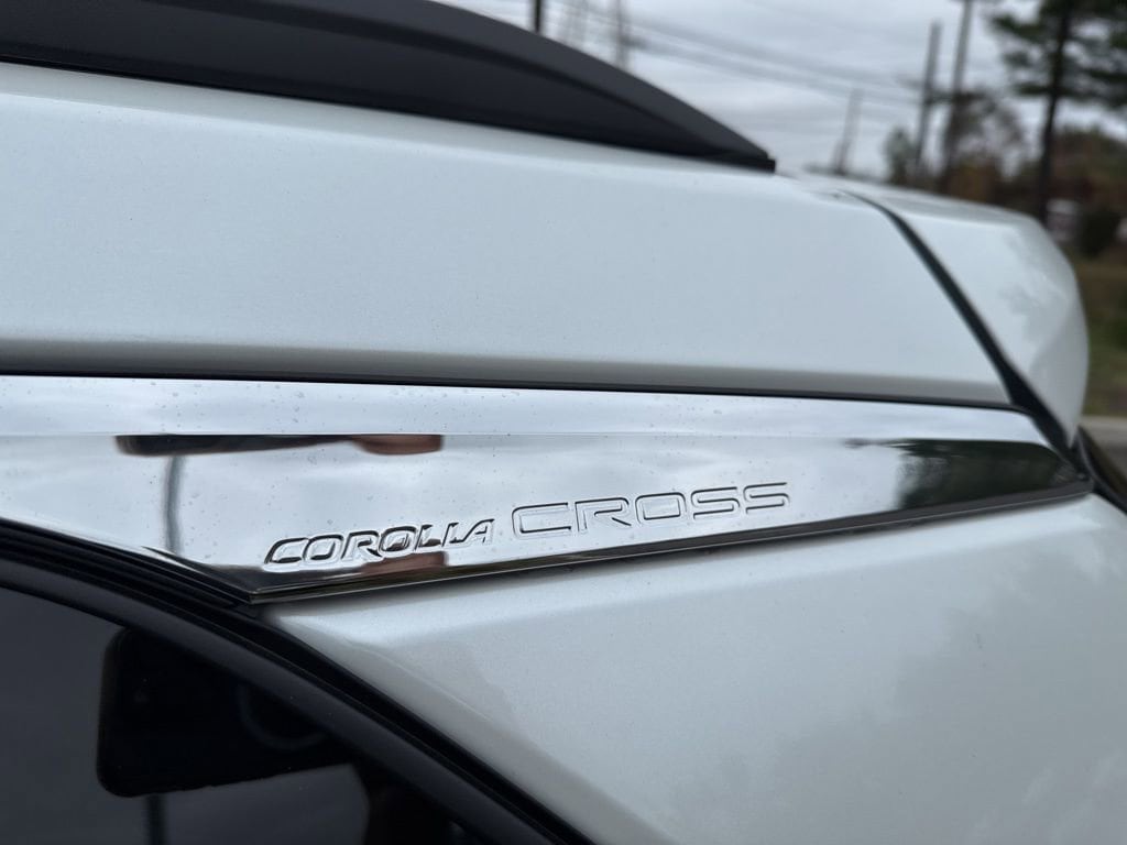 Thumbnail: 2026 Toyota Corolla Cross - 10