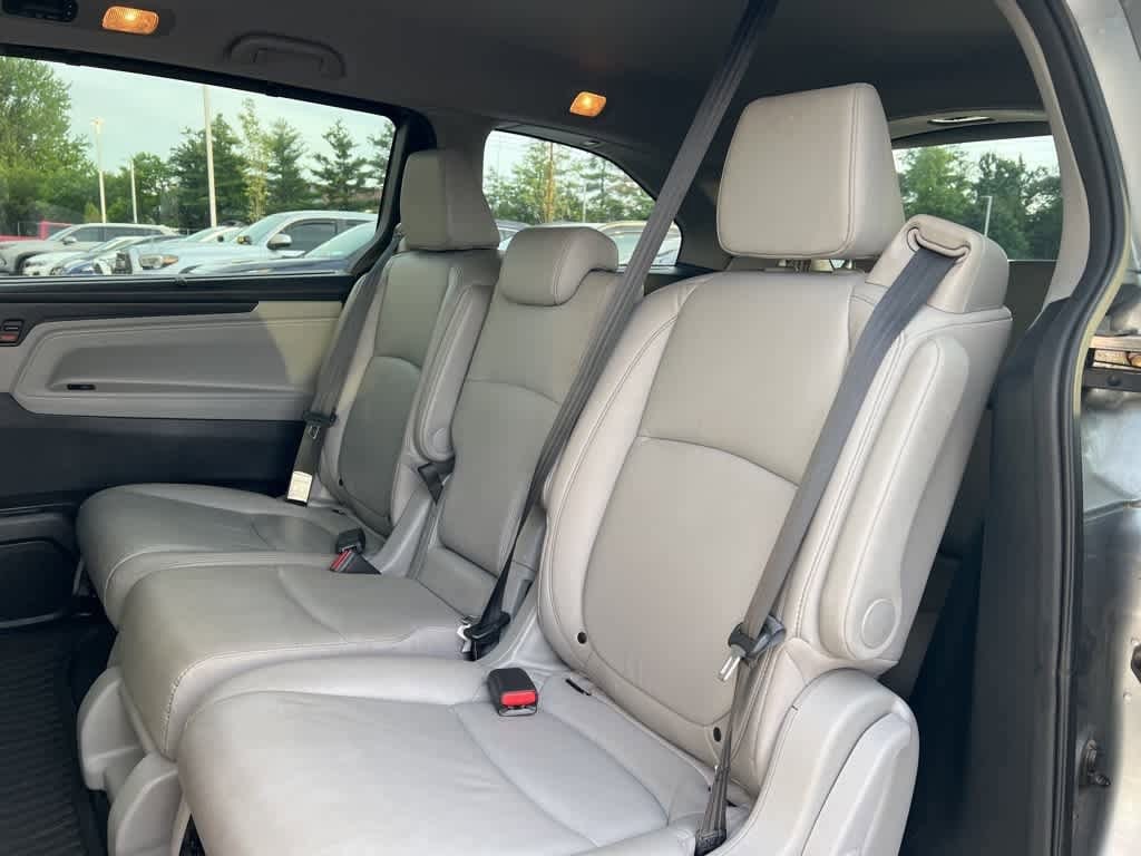Thumbnail: 2022 Honda Odyssey - 14