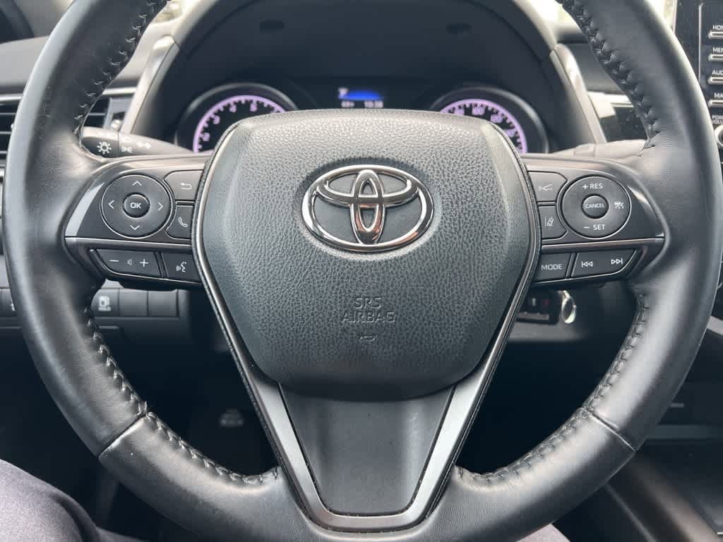 2022 Toyota Camry SE 18
