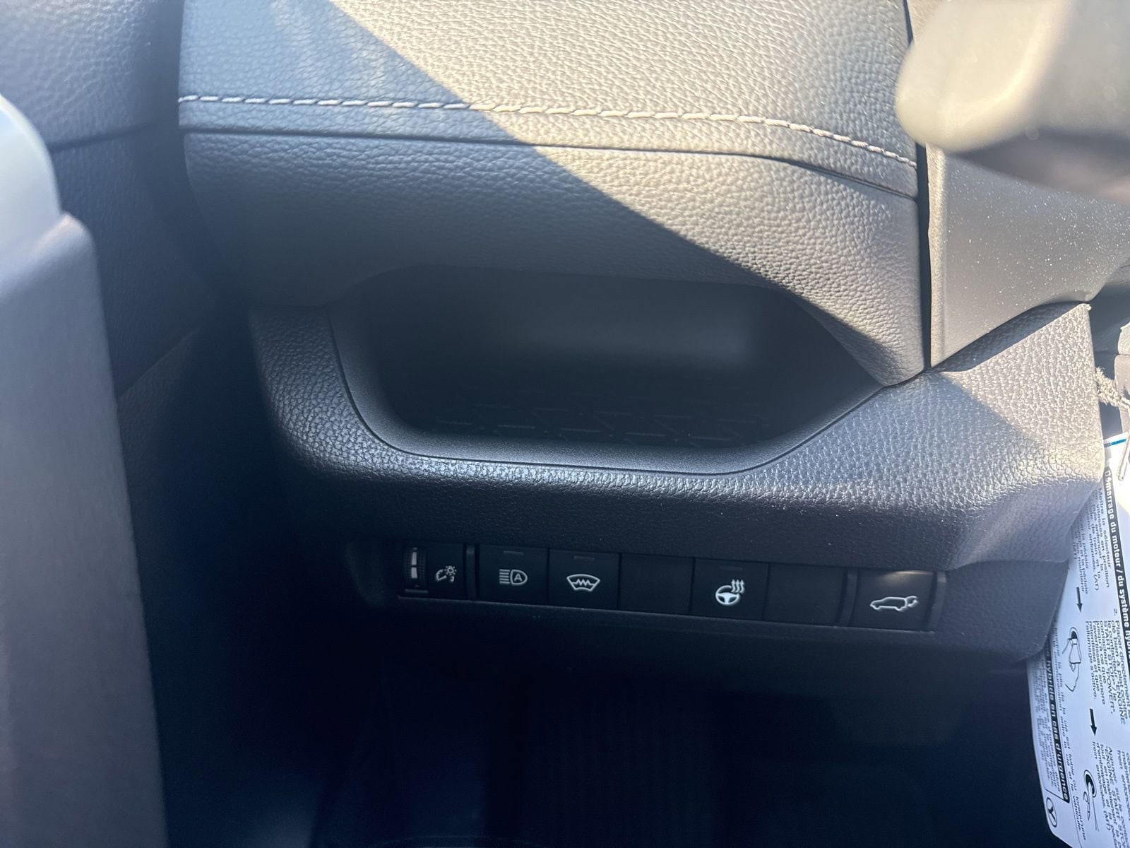 Thumbnail: 2025 Toyota RAV4 - 22