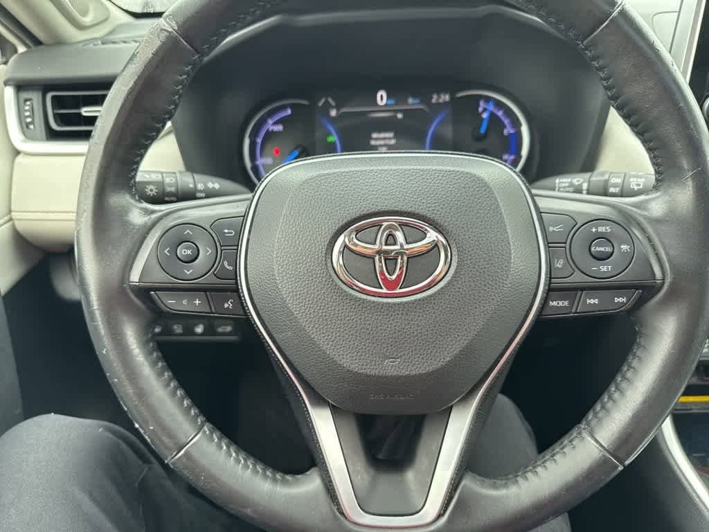 Thumbnail: 2019 Toyota RAV4 - 22