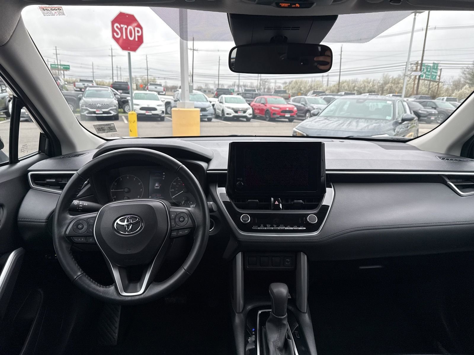 Thumbnail: 2023 Toyota Corolla Cross - 24