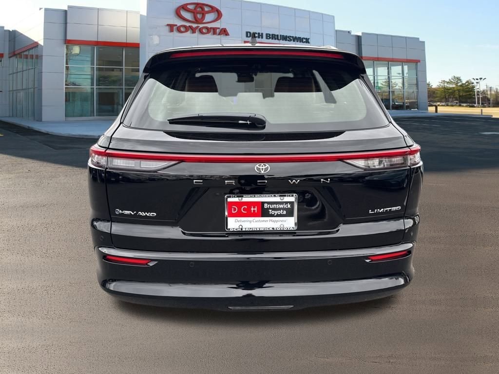 Thumbnail: 2025 Toyota Crown Signia - 5