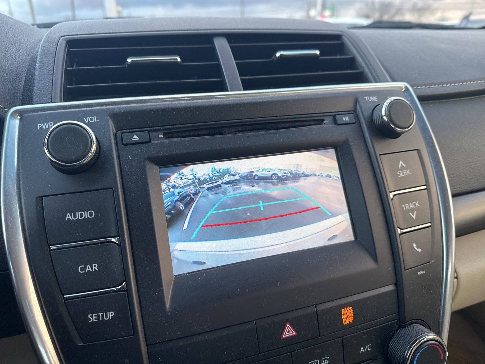 Thumbnail: 2016 Toyota Camry - 25