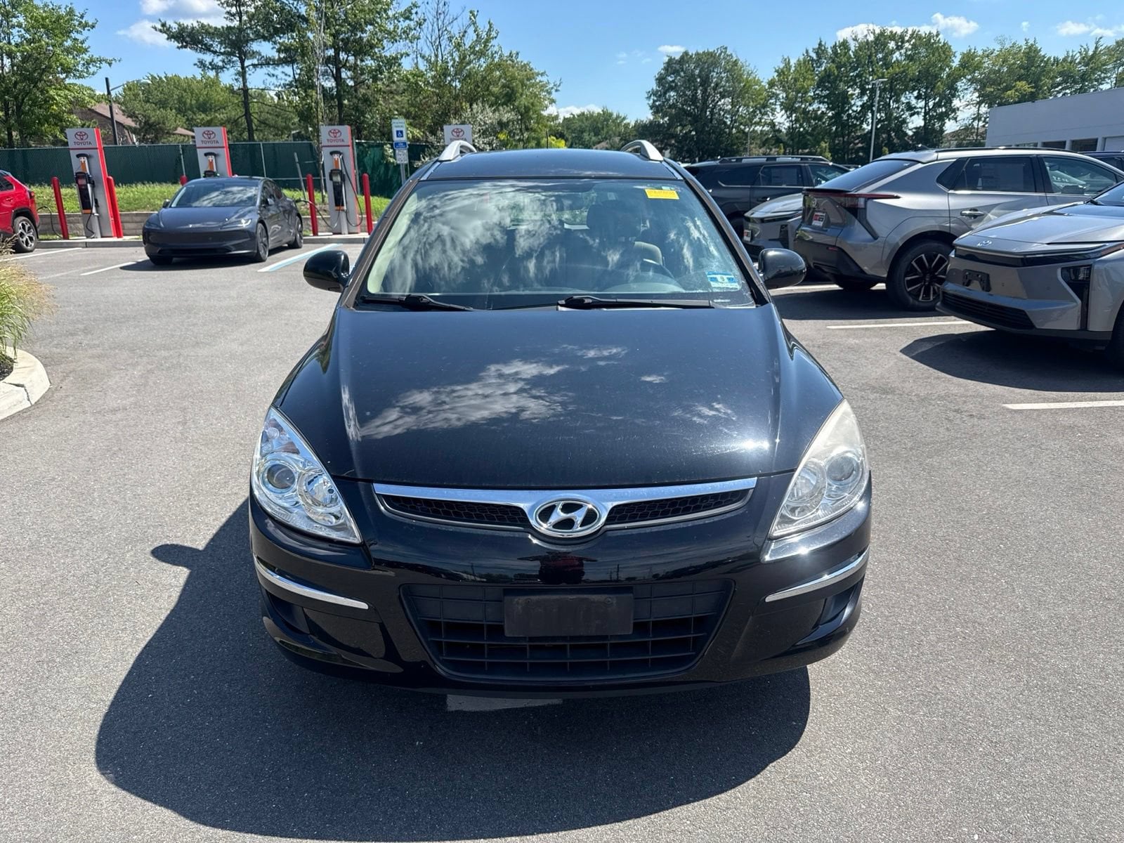 Used 2011 Hyundai Elantra Touring GLS with VIN KMHDC8AE7BU092815 for sale in North Brunswick Township, NJ