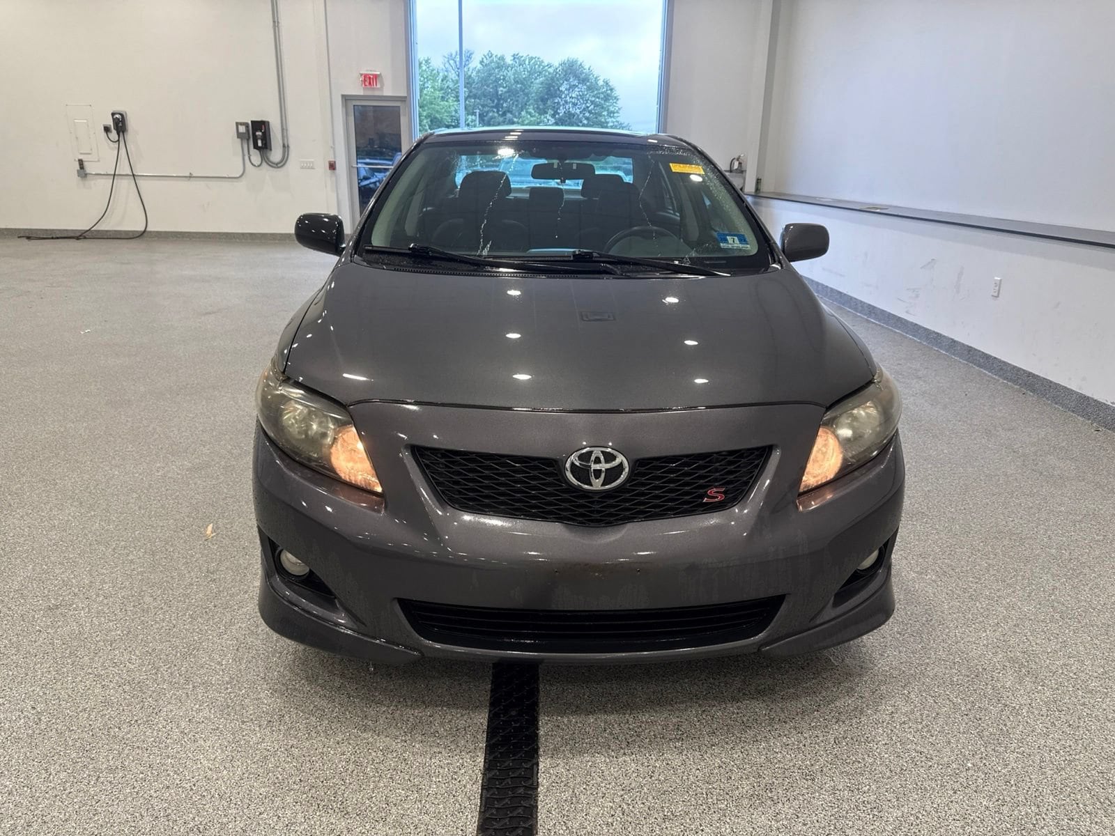 Thumbnail: 2010 Toyota Corolla - 2