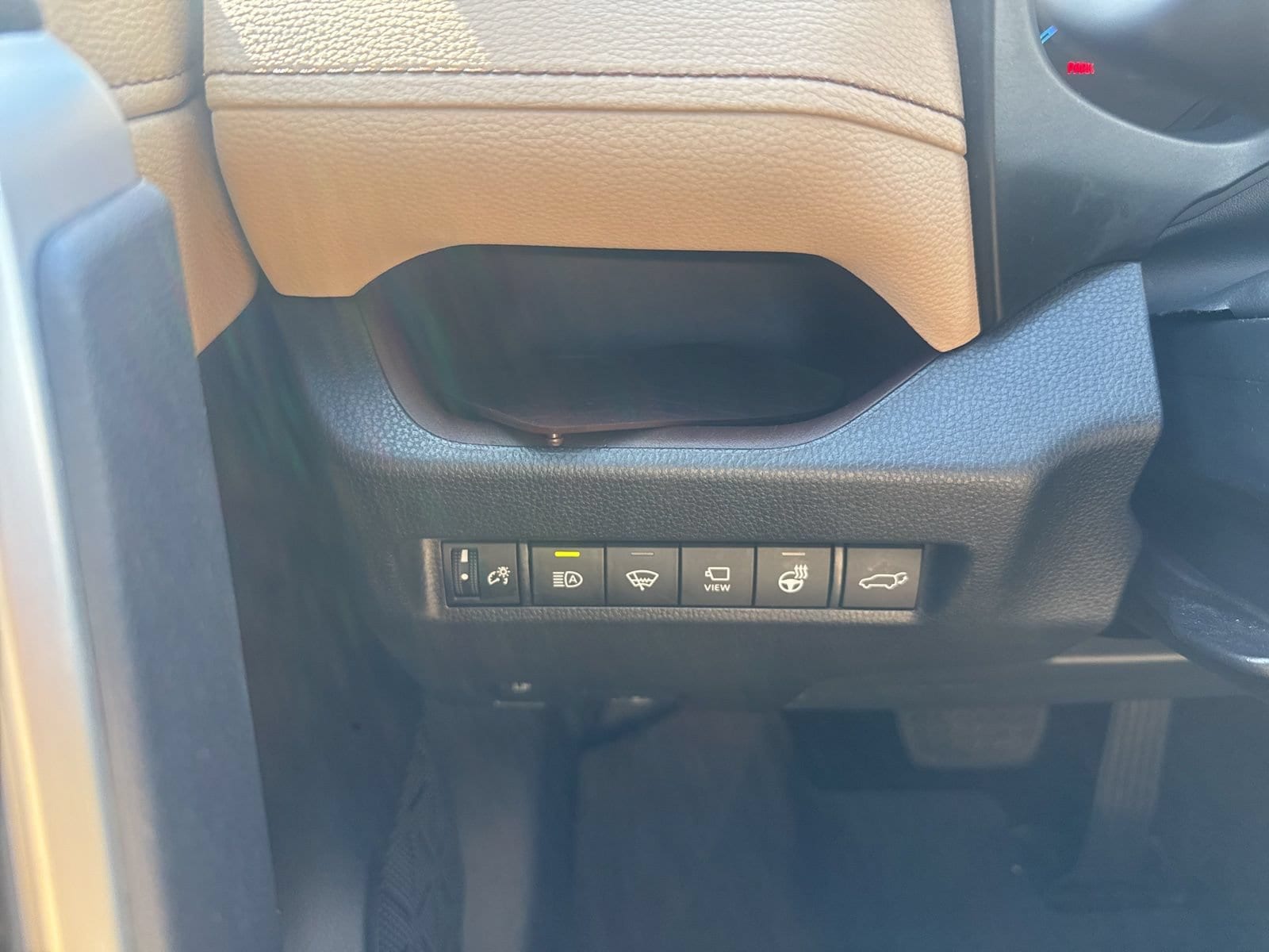 Thumbnail: 2020 Toyota RAV4 - 30