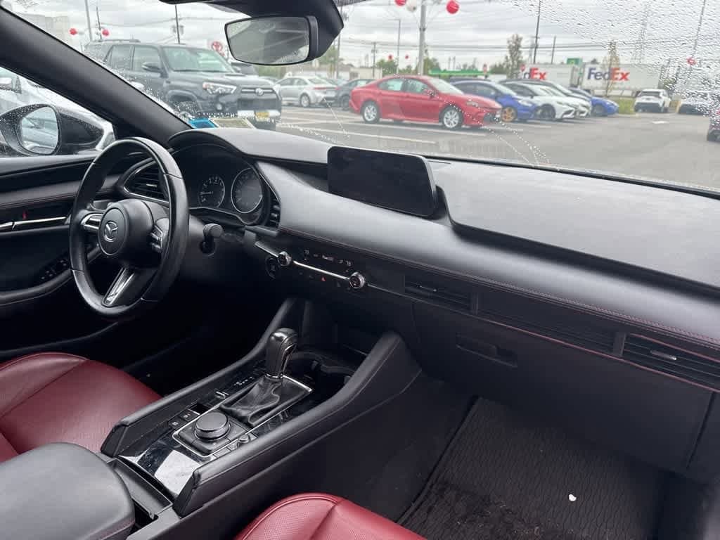 Thumbnail: 2022 Mazda Mazda3 - 20