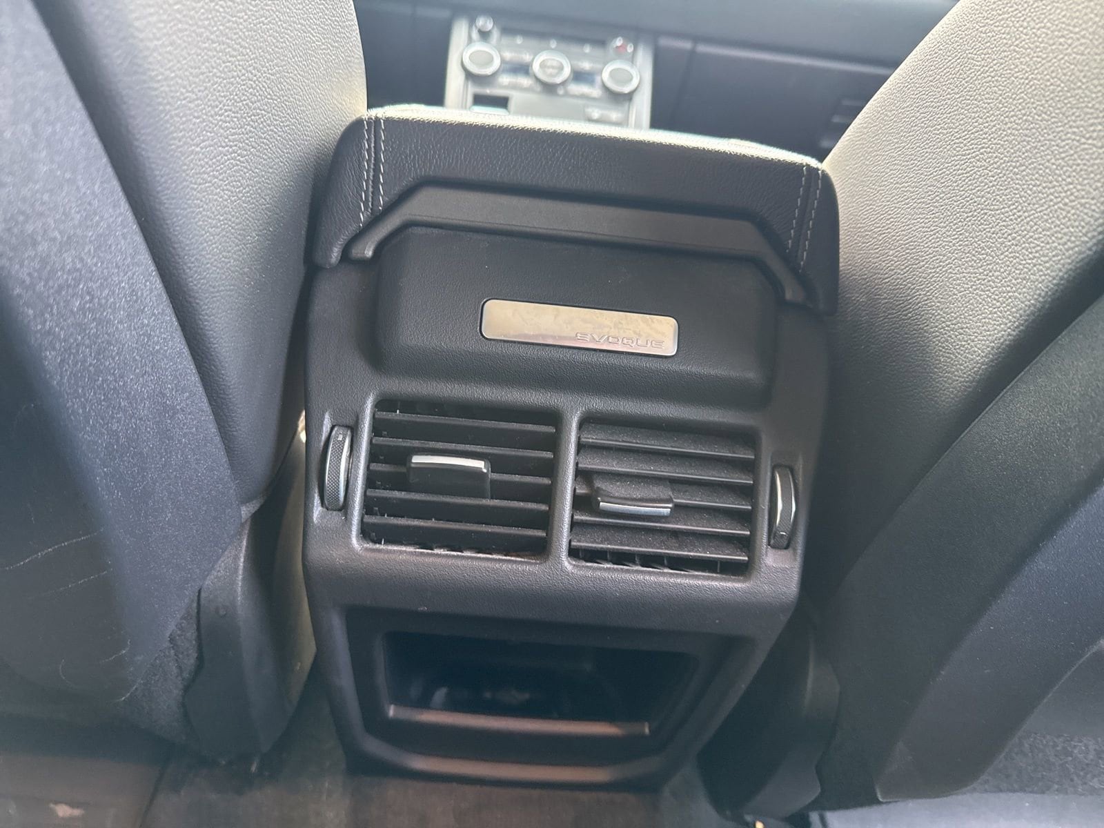 Thumbnail: 2019 Land Rover Range Rover Evoque - 32