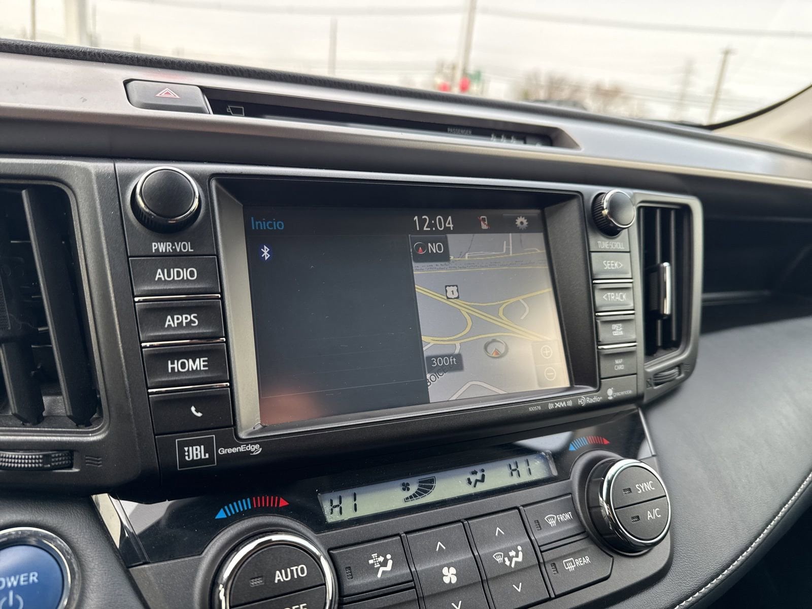 Thumbnail: 2018 Toyota RAV4 - 26