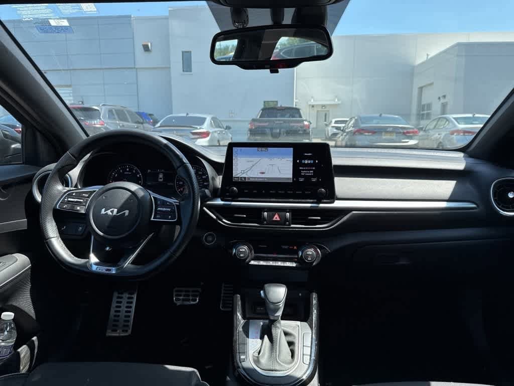 Thumbnail: 2023 Kia Forte - 22
