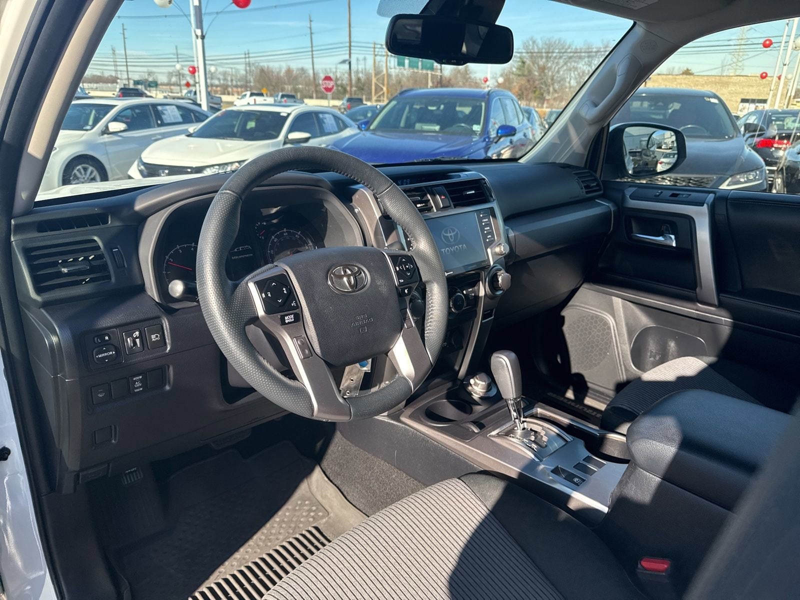 Thumbnail: 2021 Toyota 4Runner - 18