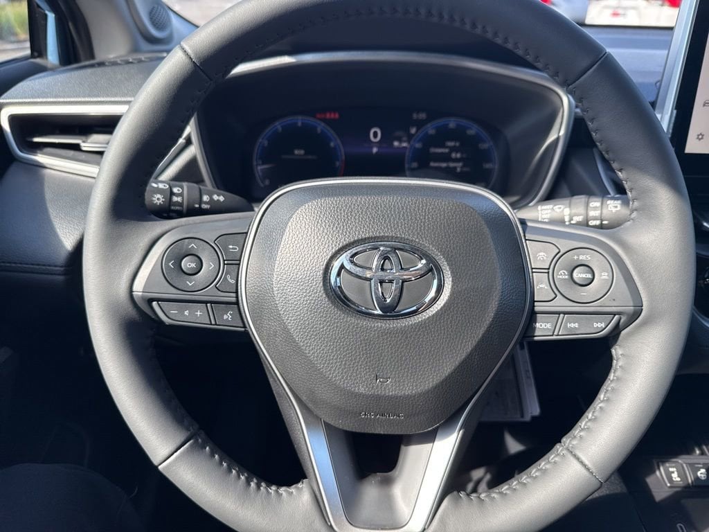 Thumbnail: 2026 Toyota Corolla Cross - 16