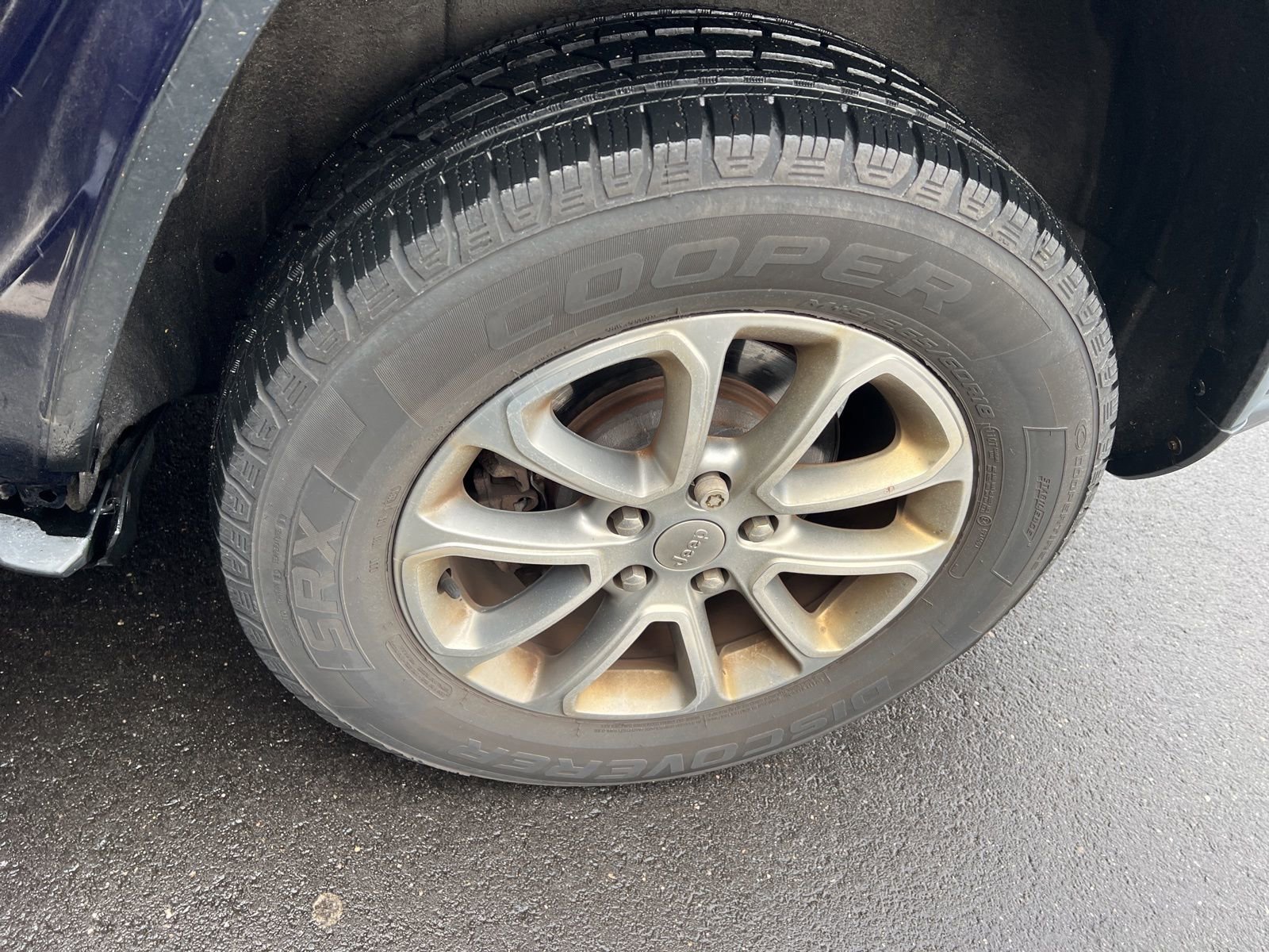 Thumbnail: 2015 Jeep Grand Cherokee - 21