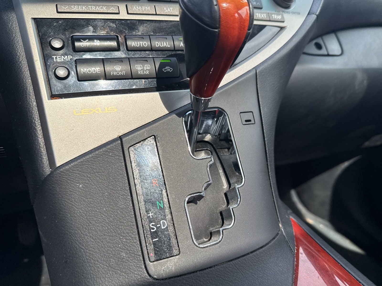 Thumbnail: 2010 Lexus RX - 28