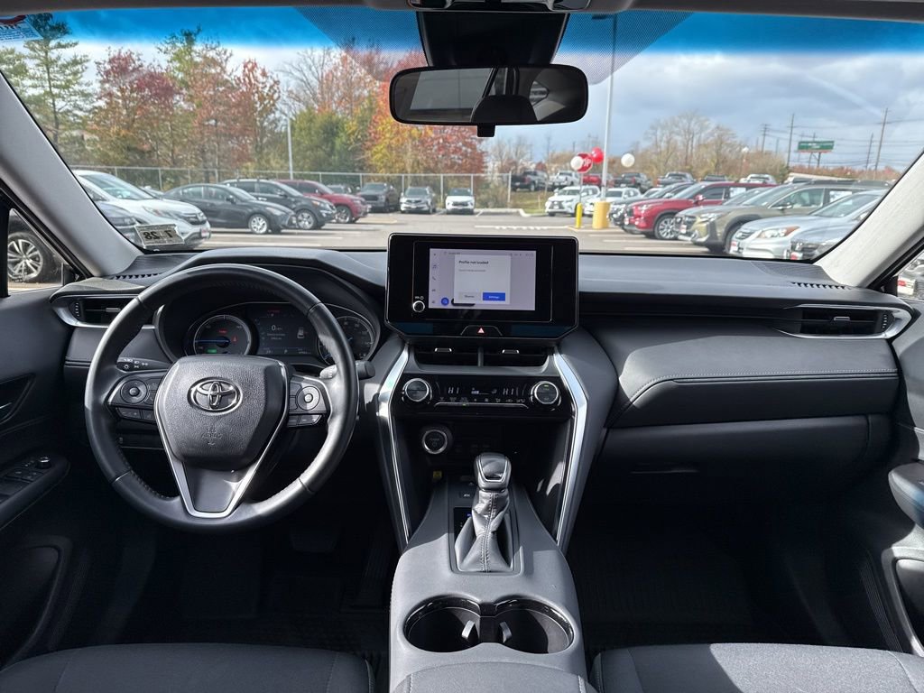 Thumbnail: 2023 Toyota Venza - 25