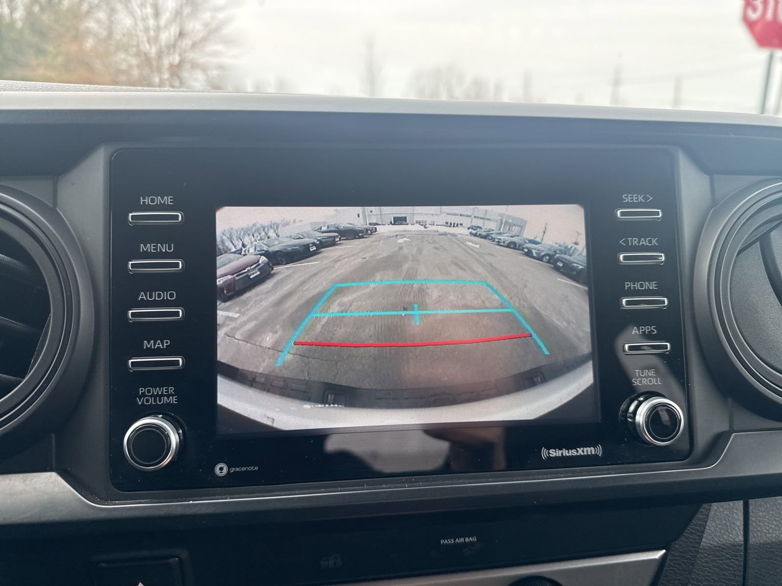 Thumbnail: 2020 Toyota Tacoma - 25